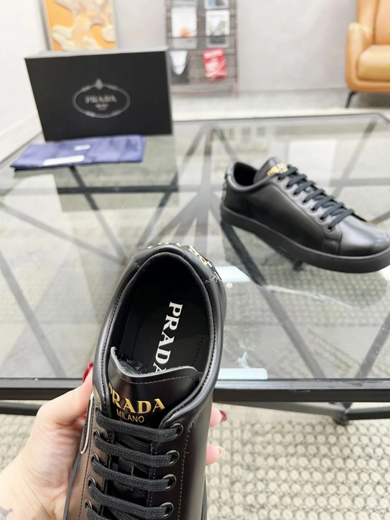 WrinkleFree Prada Low Shoes 33935