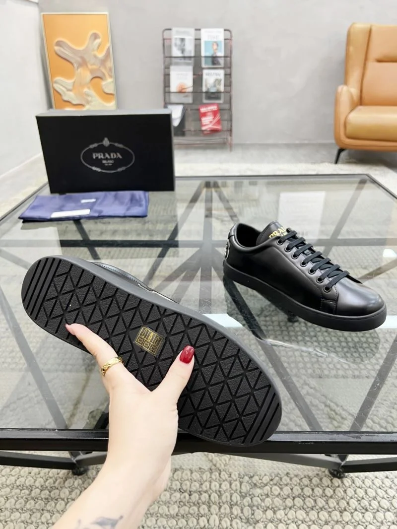 WrinkleFree Prada Low Shoes 33935