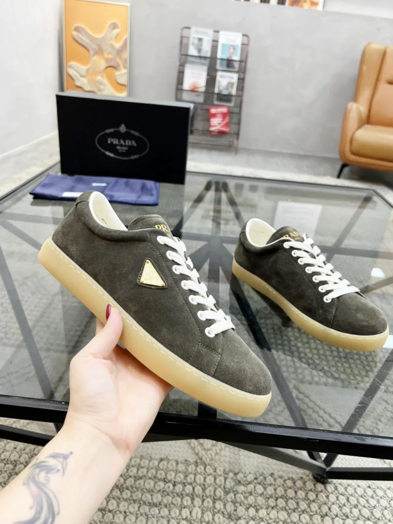 Prada Low Shoes EasyCare 33924