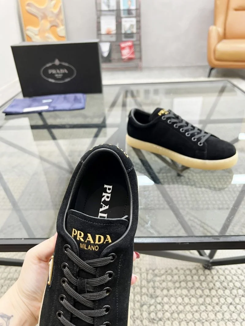 Breathable Prada Low Shoes 33934