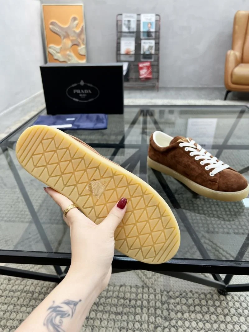 Prada Low Shoes GoodFit 33939