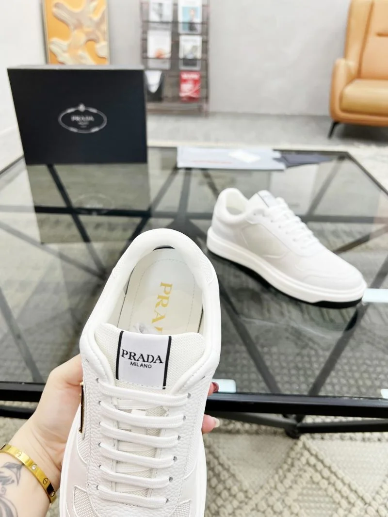 HighPerformance Prada Low Shoes 33910