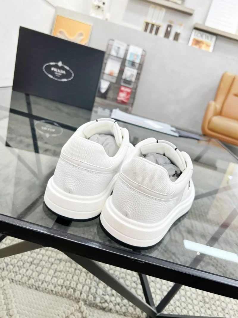 HighPerformance Prada Low Shoes 33910