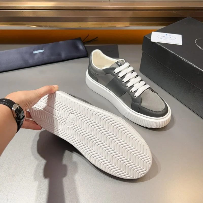 OdorResistant Prada Low Shoes 33917