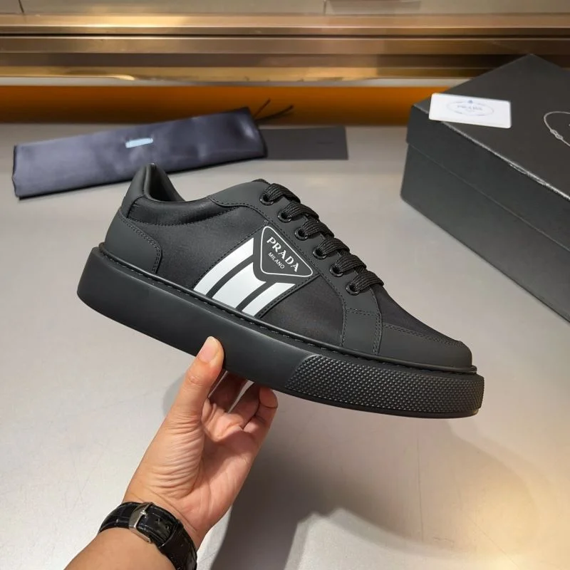 Prada Low Shoes TopPick 33909