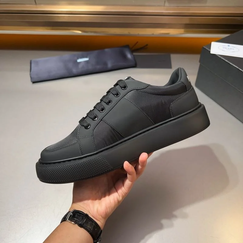 Prada Low Shoes TopPick 33909