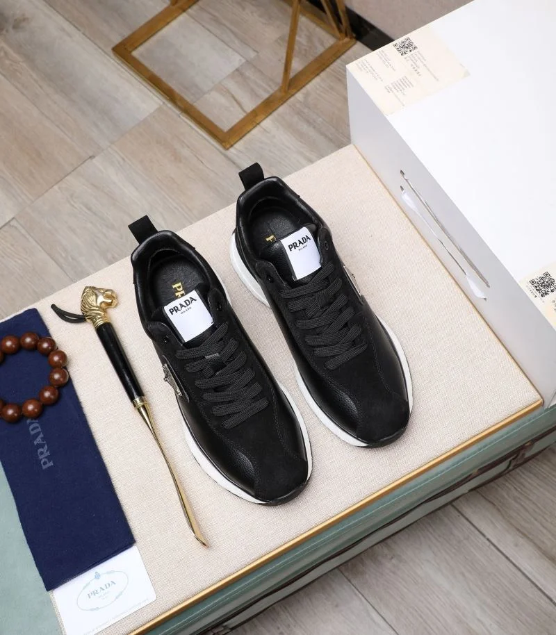 Efficient Prada Low Shoes 33902