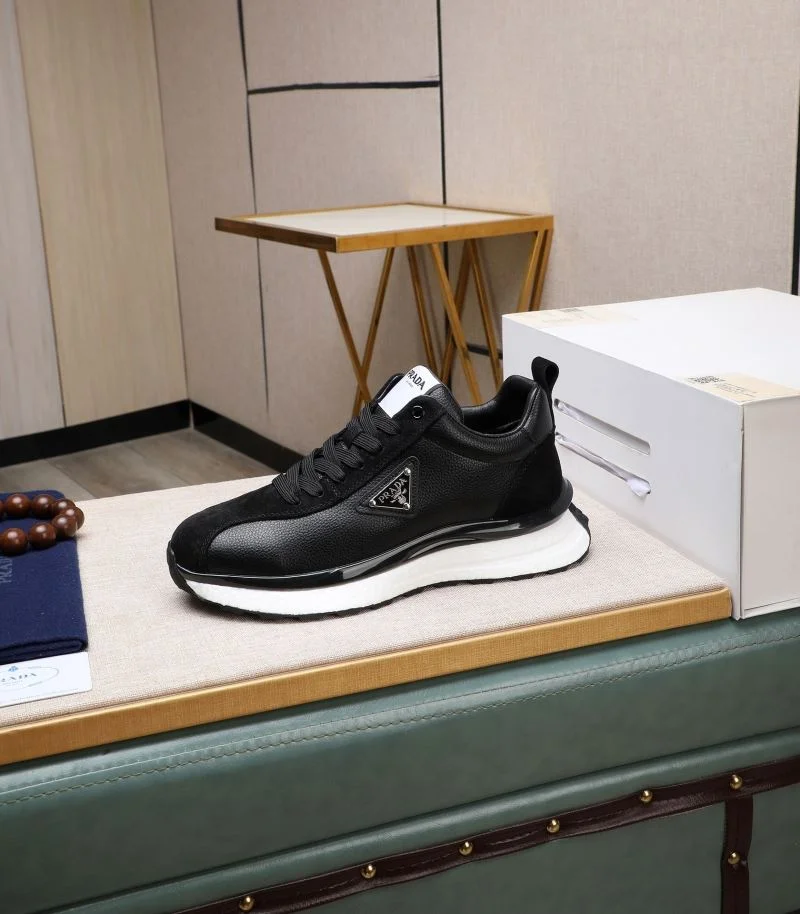 Efficient Prada Low Shoes 33902