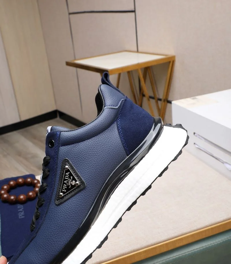 Prada Low Shoes EasyMatch 33888