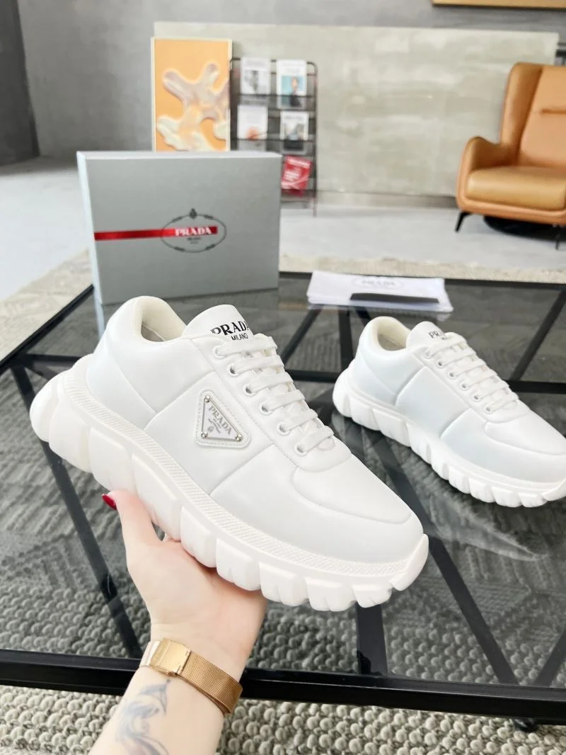 Modern Prada Low Shoes 33878