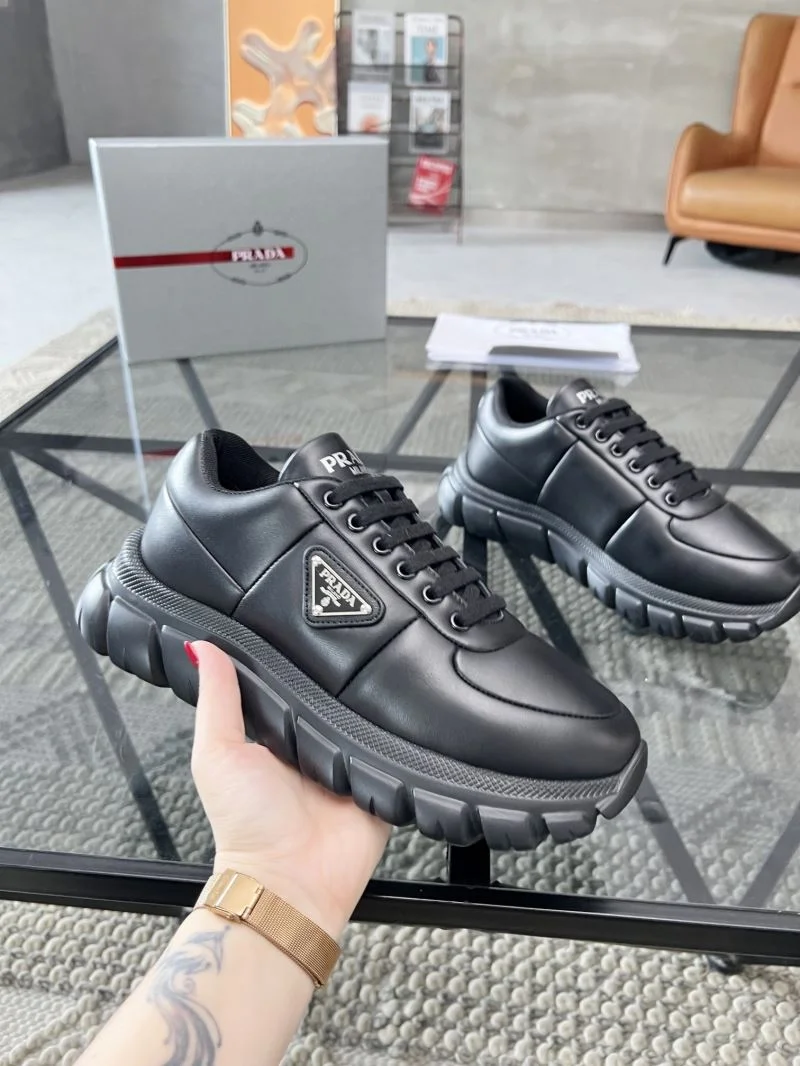 MultiPurpose Prada Low Shoes 33892