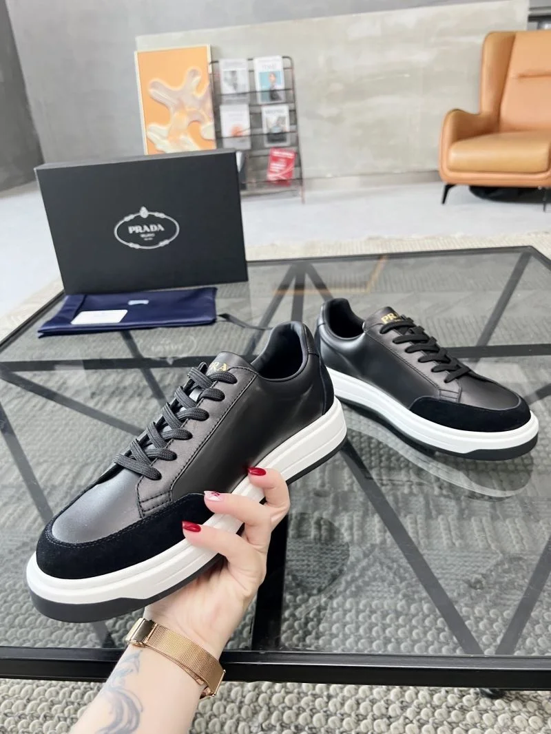 ComfortFit Prada Low Shoes 33891