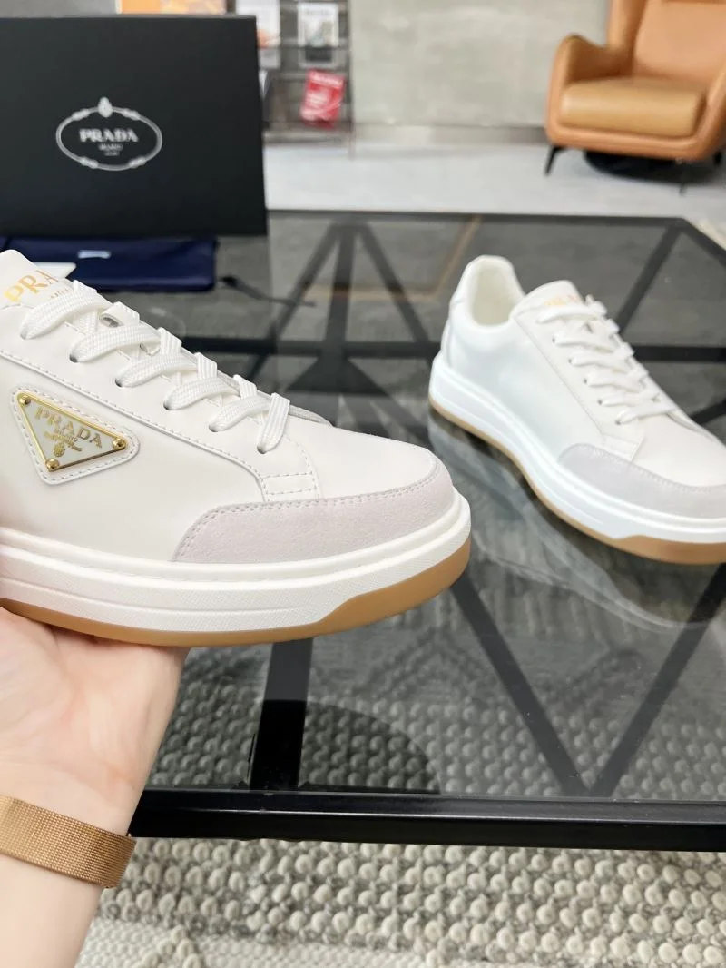 Popular Prada Low Shoes 33890