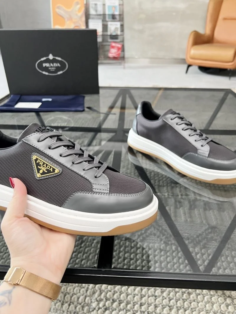Prada Low Shoes Reliable 33893