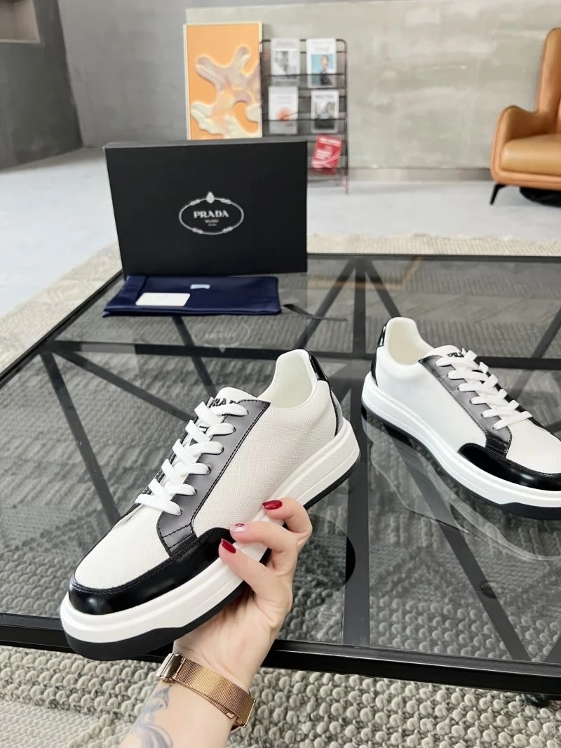 Prada Low Shoes Contemporary 33901