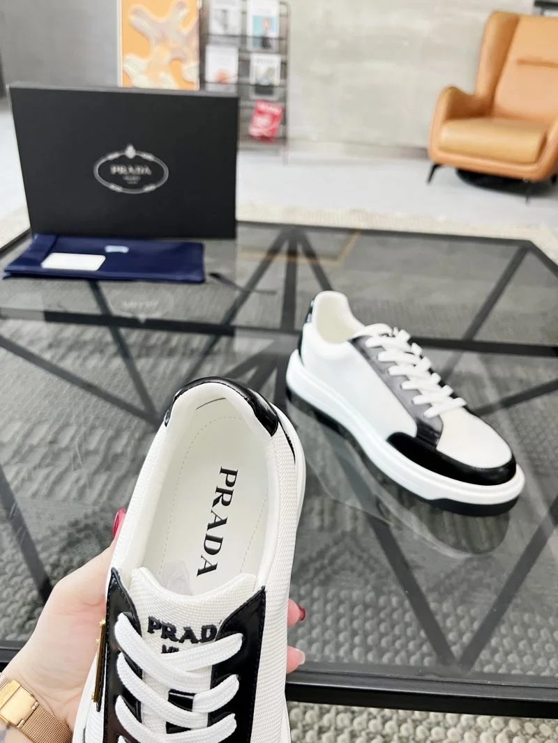 Prada Low Shoes Contemporary 33901