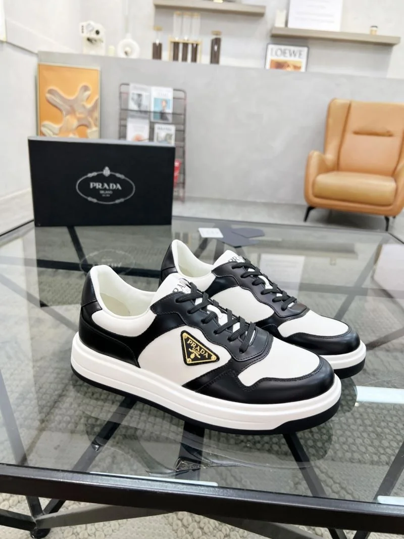 Prada Low Shoes Unique 33868