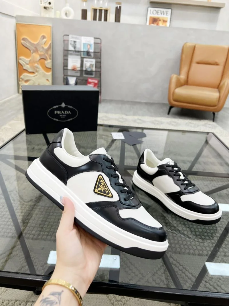 Prada Low Shoes Unique 33868