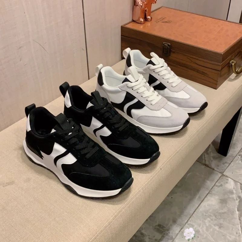 Prada Low Shoes Bold 33877