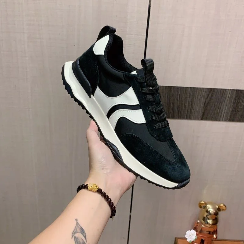 Prada Low Shoes Bold 33877