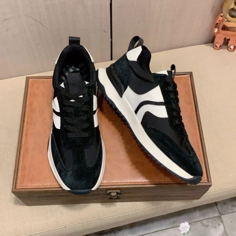 Prada Low Shoes Bold 33877