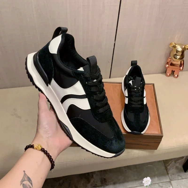 Prada Low Shoes Bold 33877