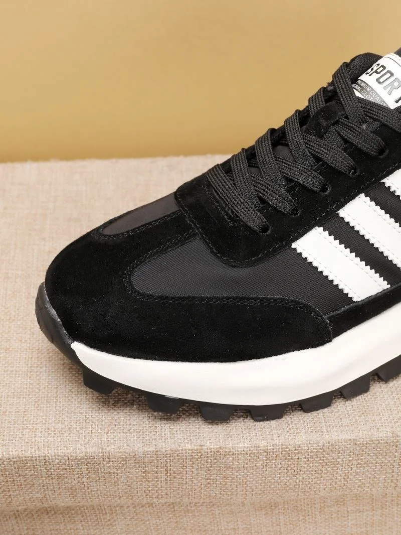 RelaxedFit Prada Low Shoes 33870