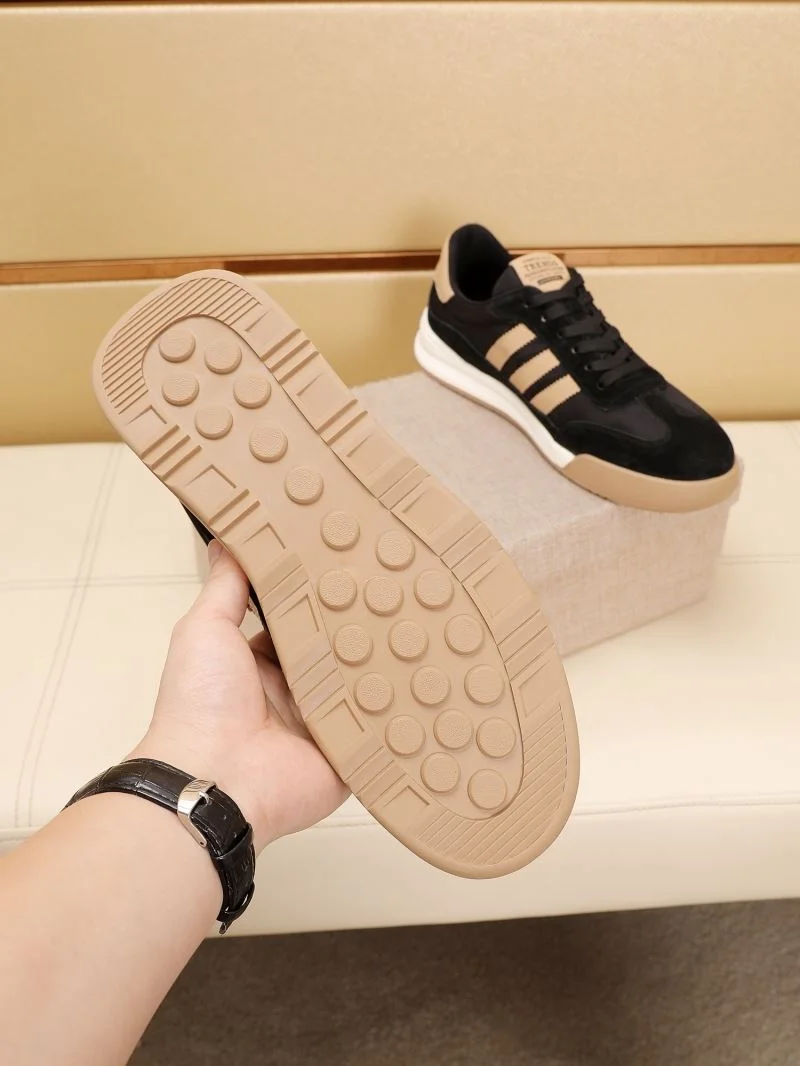 Classic Prada Low Shoes 33872