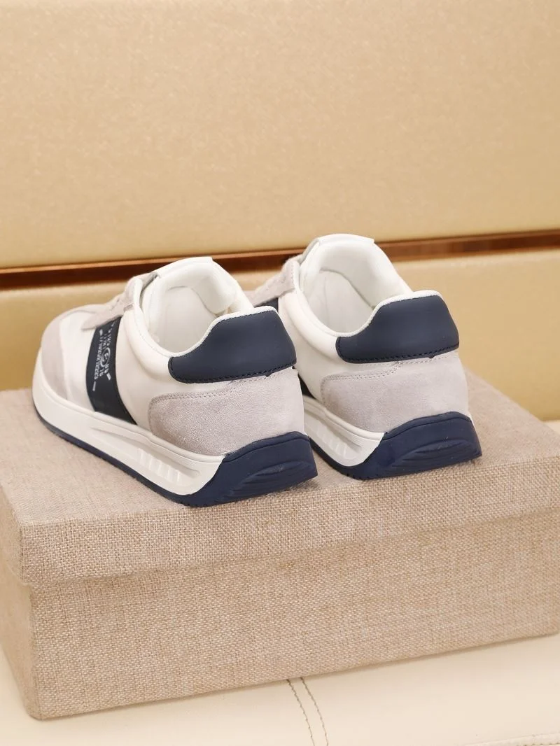 UrbanChic Prada Low Shoes 33865