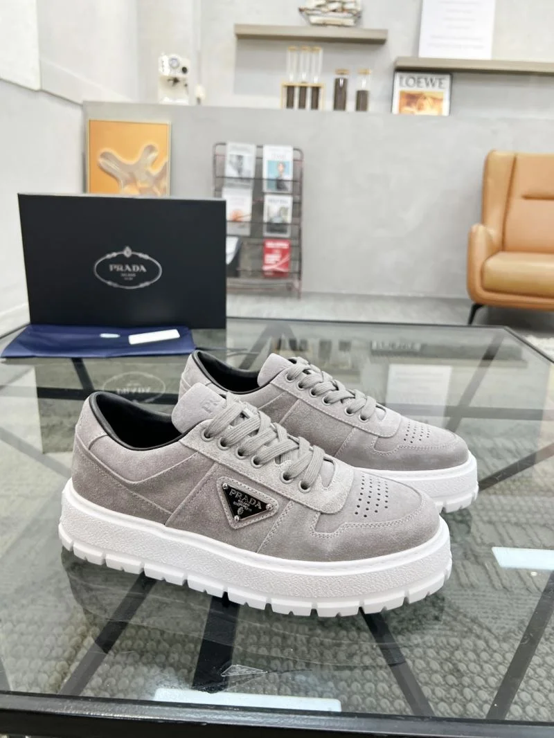 FlexibleFit Prada Low Shoes 33859