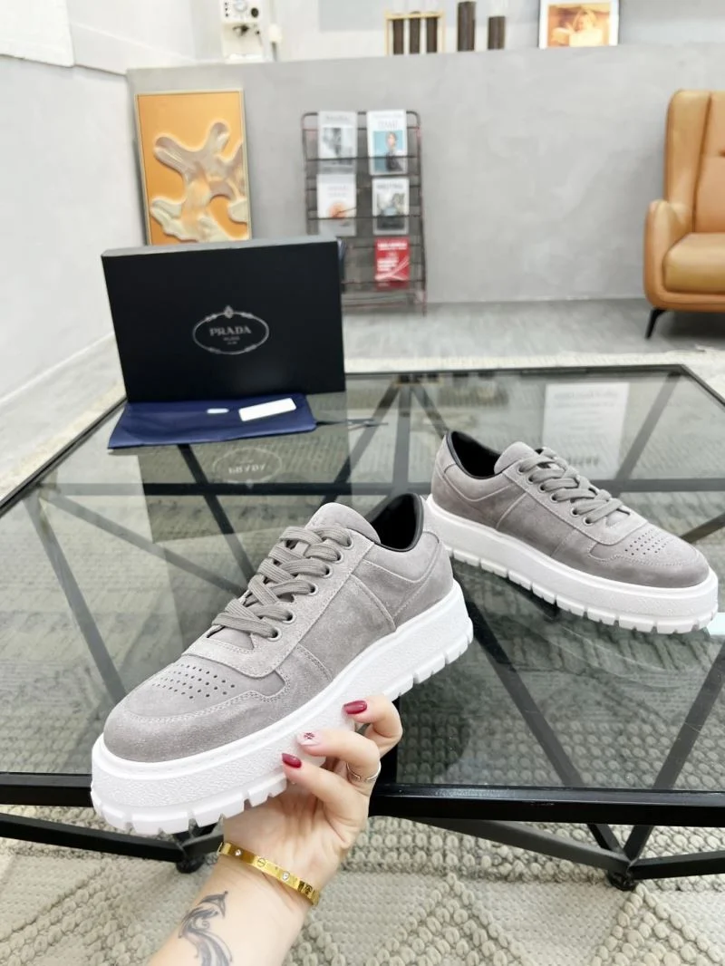 FlexibleFit Prada Low Shoes 33859