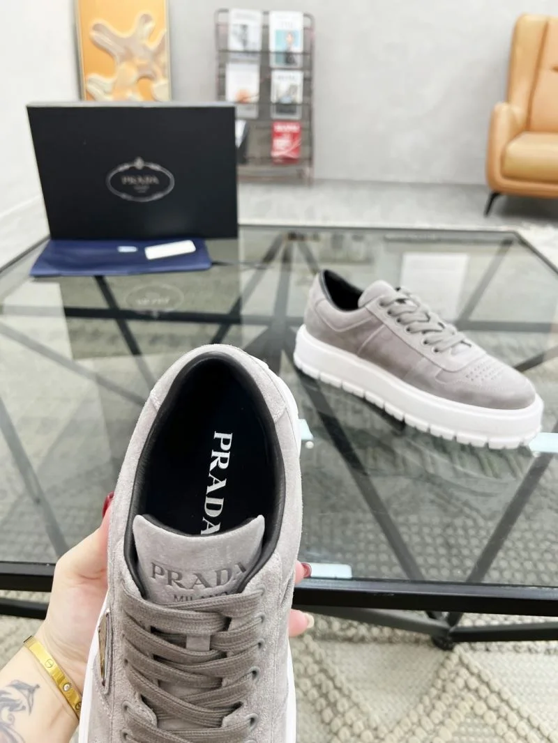 FlexibleFit Prada Low Shoes 33859