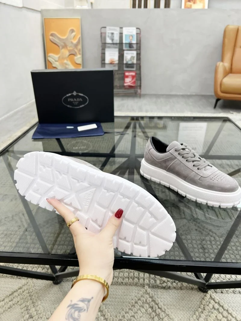 FlexibleFit Prada Low Shoes 33859