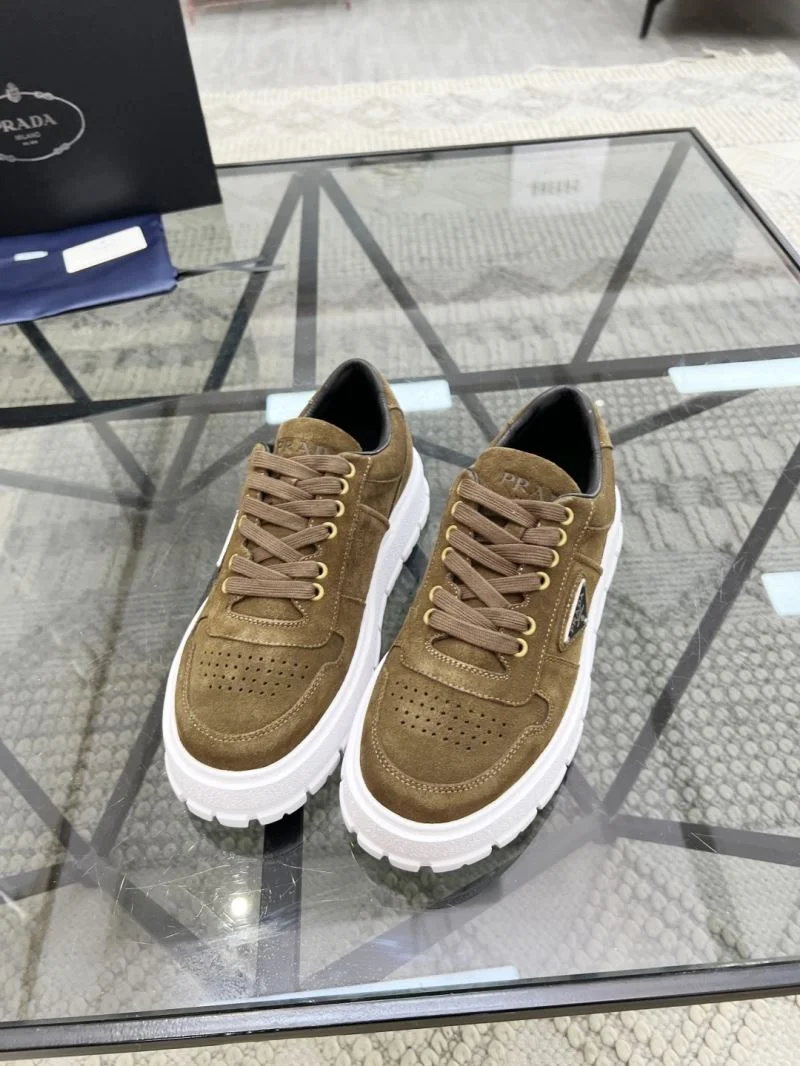 Prada Low Shoes Compact 33852