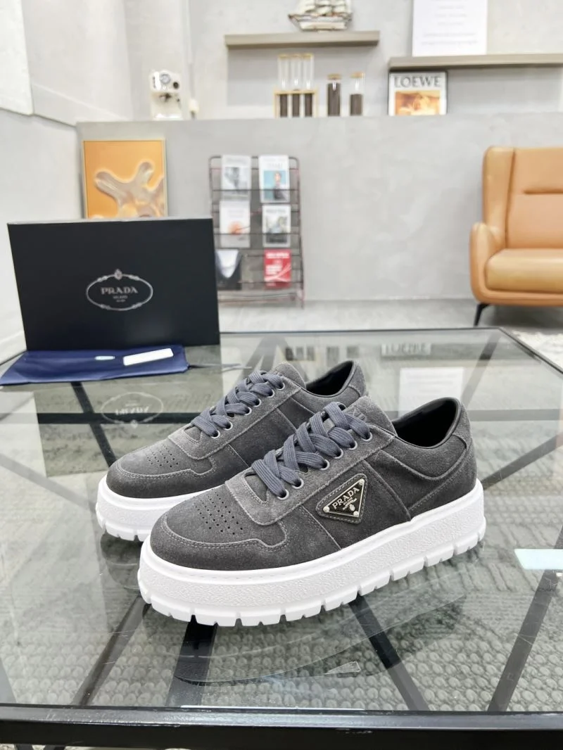 Bold Prada Low Shoes 33853