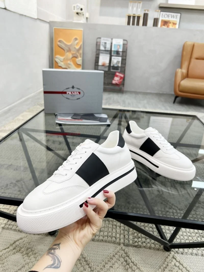 Prada Low Shoes GoodFit 33849
