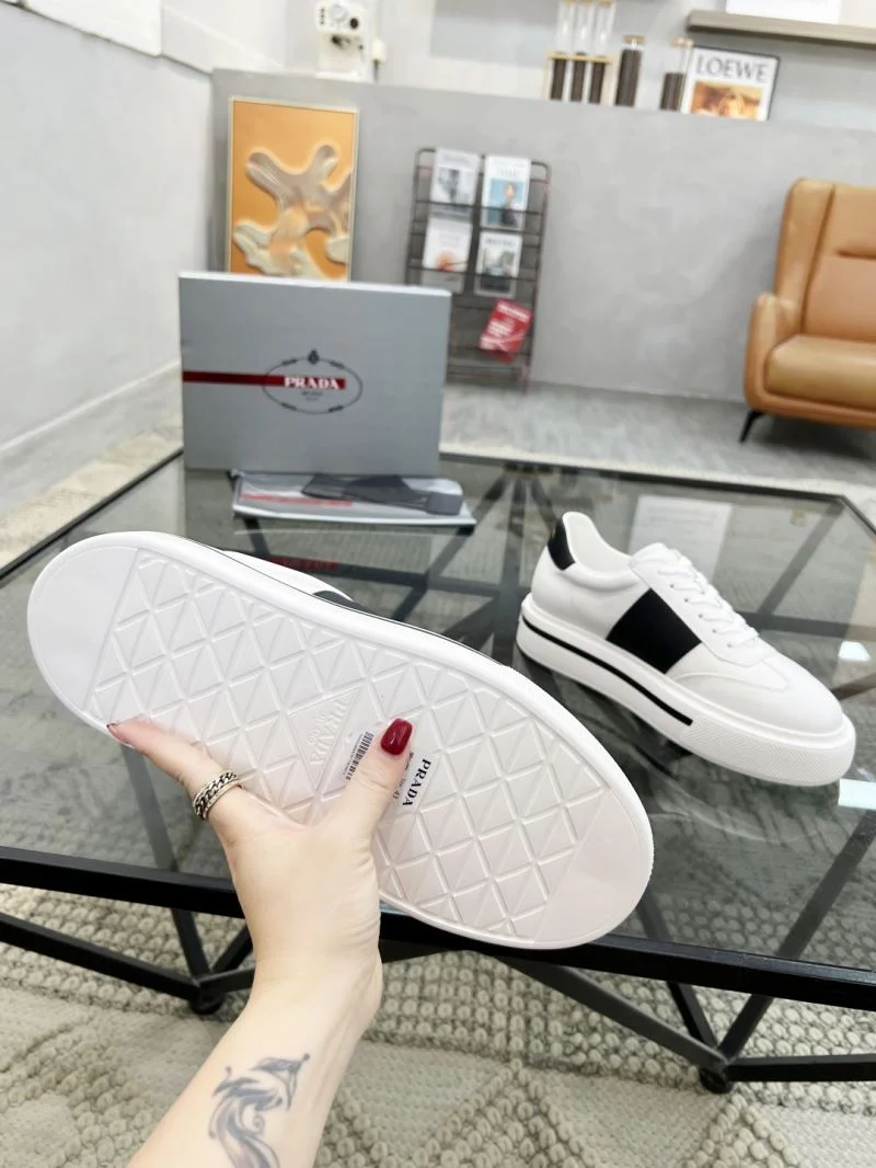 Prada Low Shoes GoodFit 33849