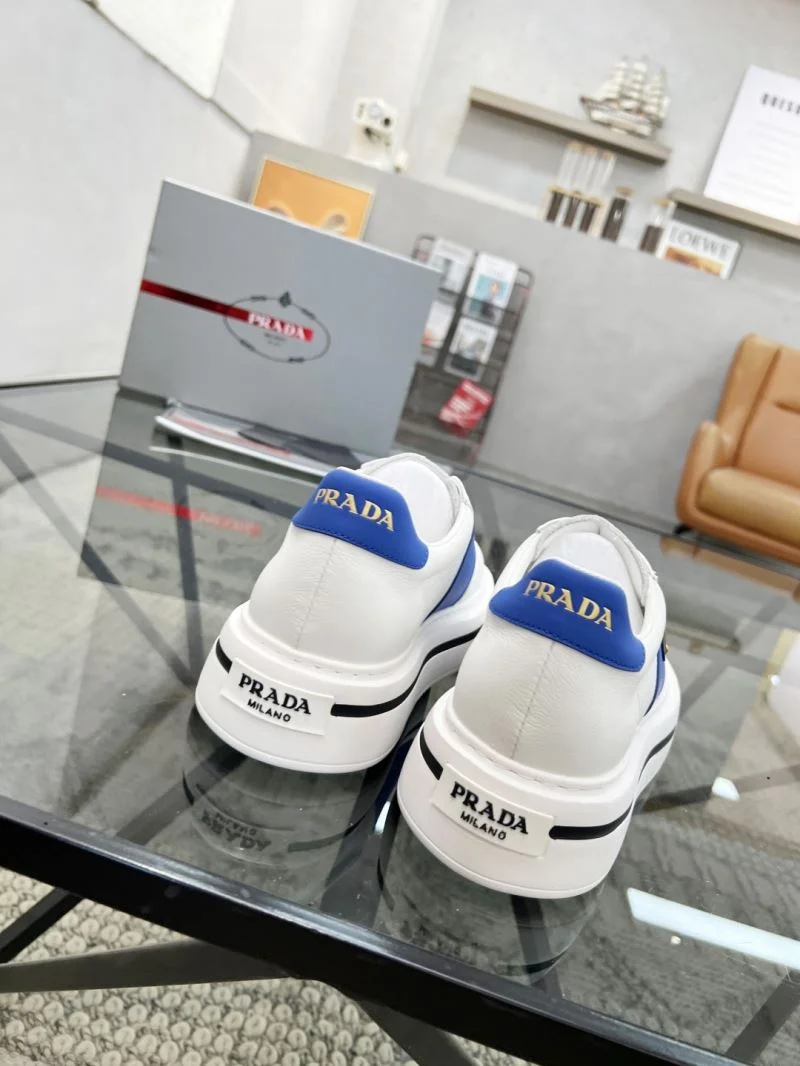 Prada Low Shoes Neat 33843
