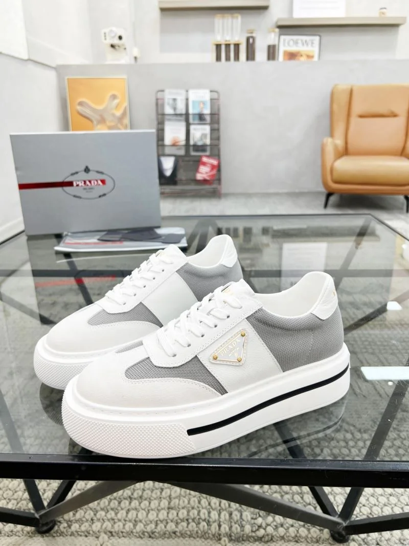 Prada Low Shoes OdorResistant 33836