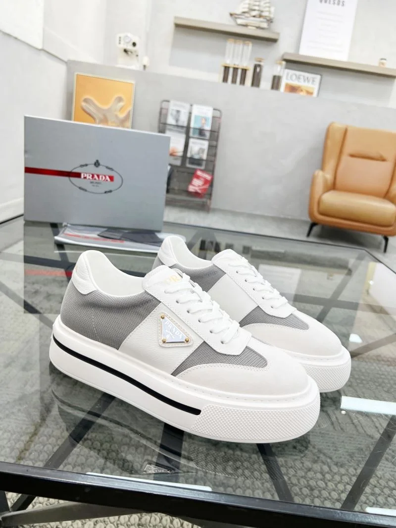 Prada Low Shoes OdorResistant 33836