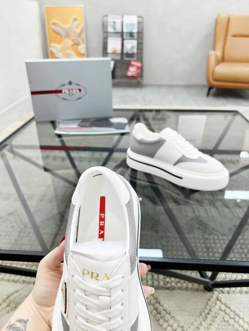 Prada Low Shoes OdorResistant 33836