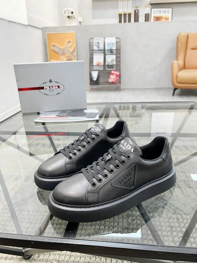 Prada Low Shoes Effortless 33841