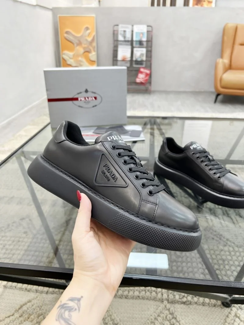 Prada Low Shoes Effortless 33841