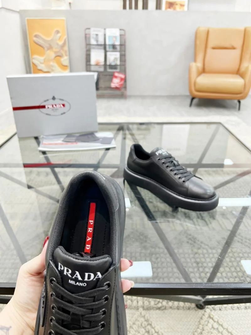 Prada Low Shoes Effortless 33841