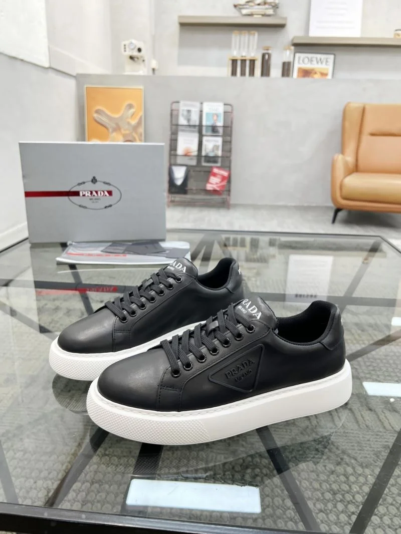 UrbanChic Prada Low Shoes 33833