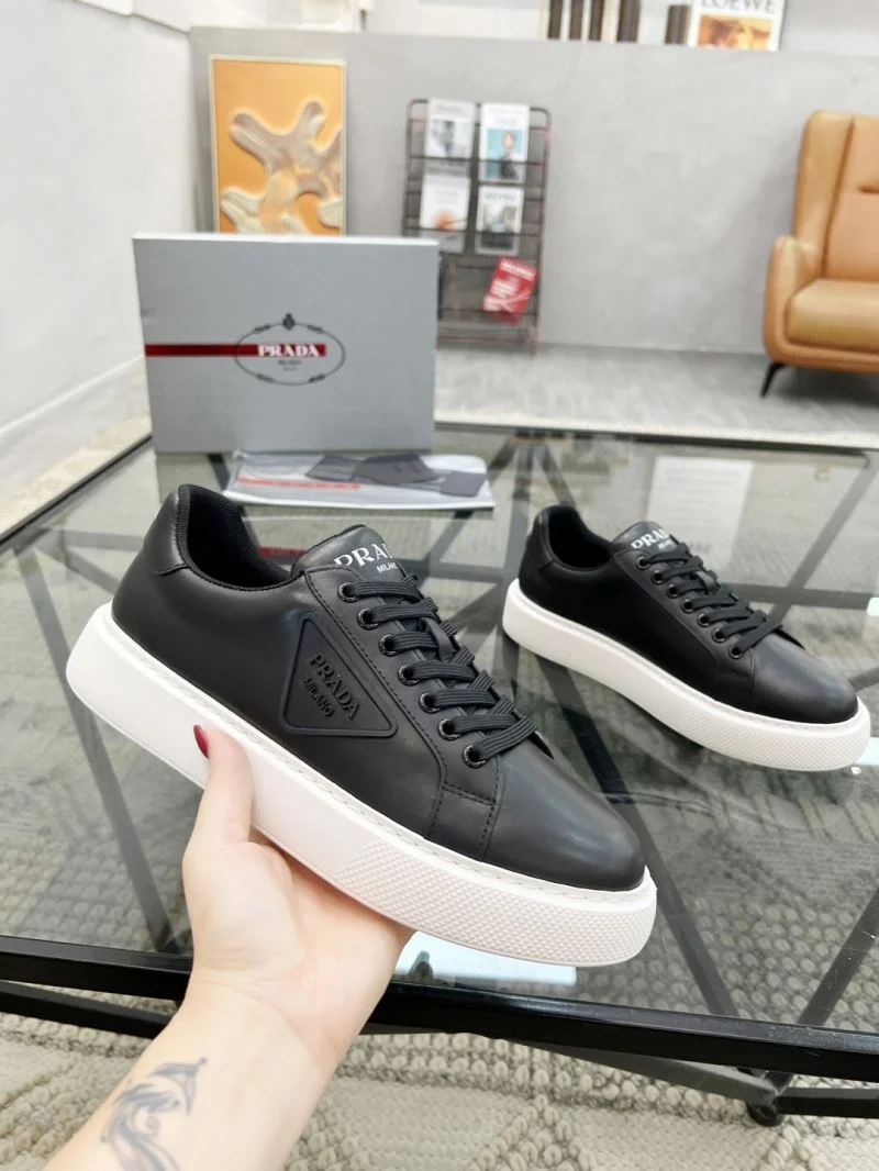 UrbanChic Prada Low Shoes 33833