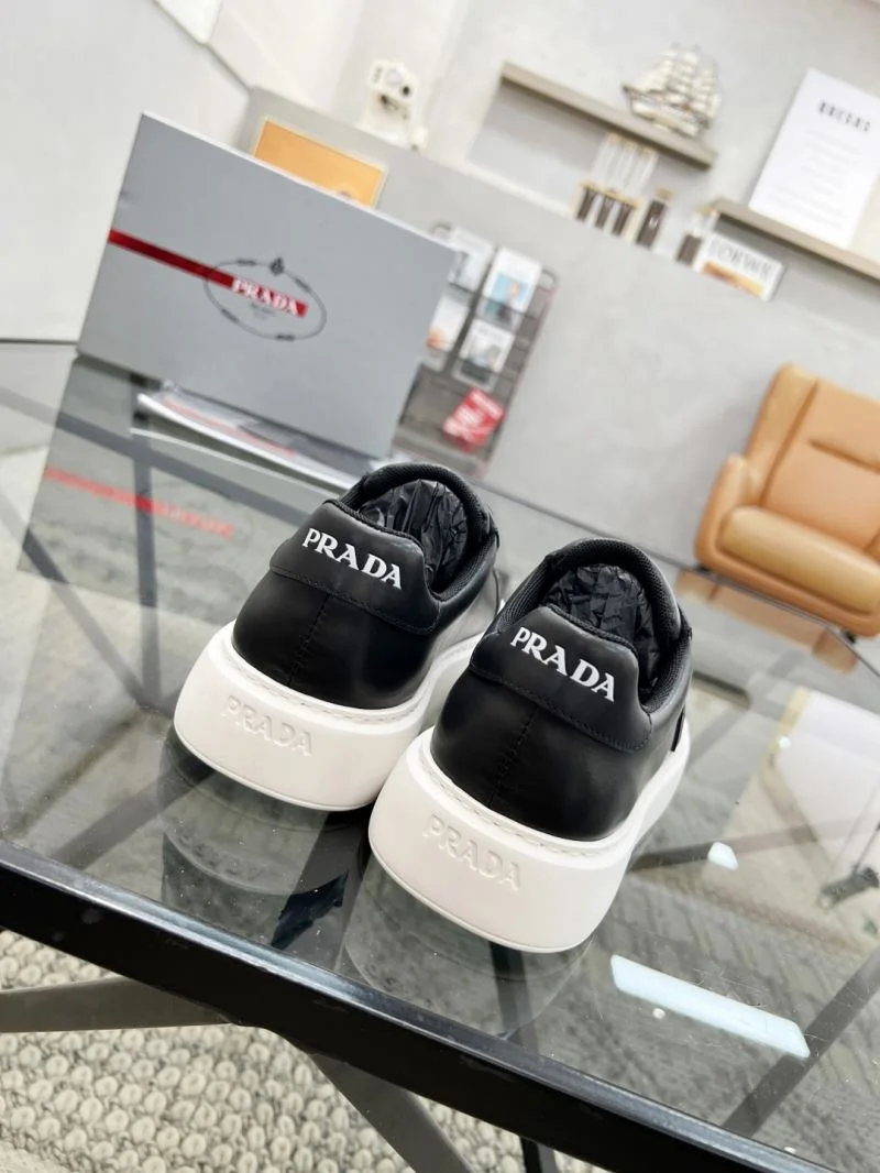 UrbanChic Prada Low Shoes 33833