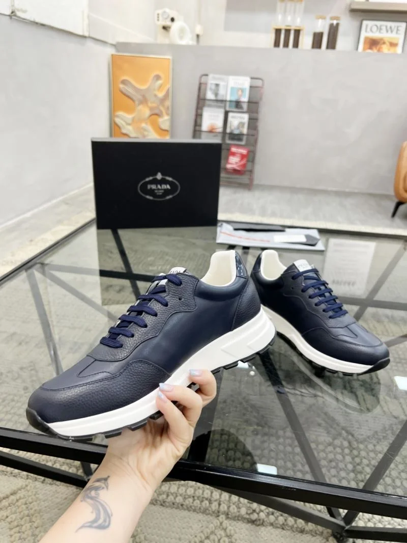 Prada Low Shoes Lightweight 33834