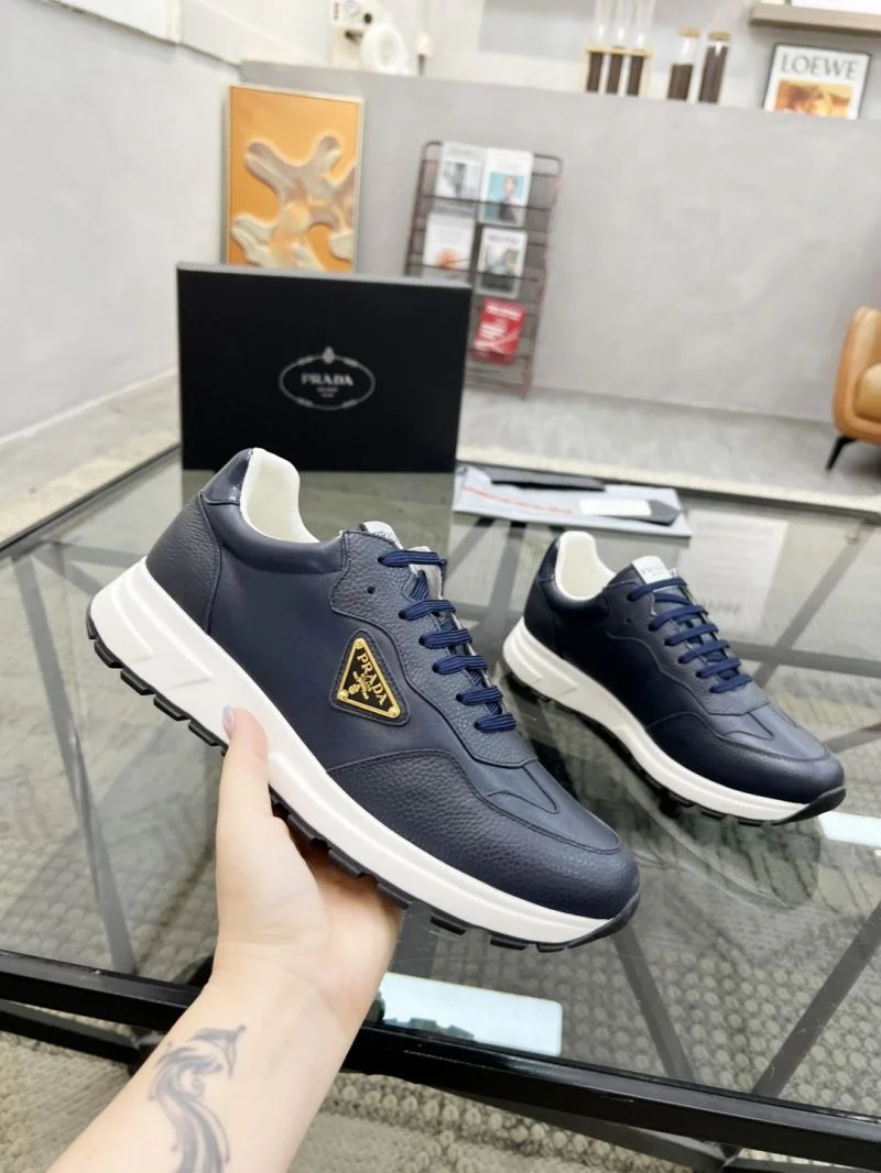 Prada Low Shoes Lightweight 33834