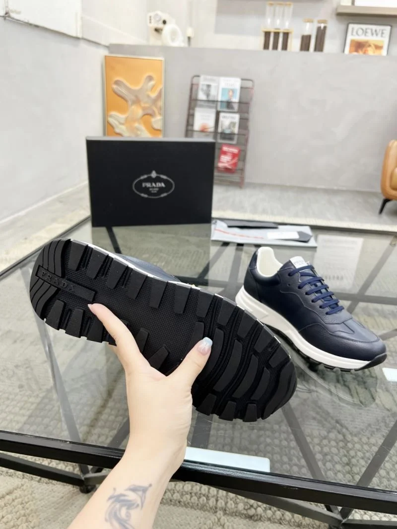 Prada Low Shoes Lightweight 33834
